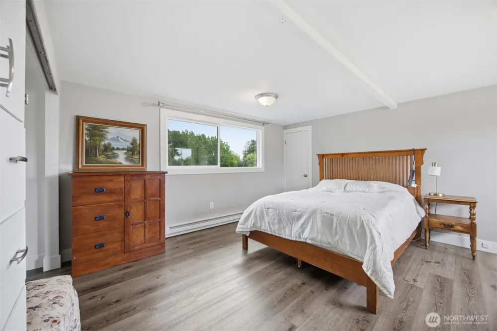 108 W Bartlett Road Lynden, WA 98264