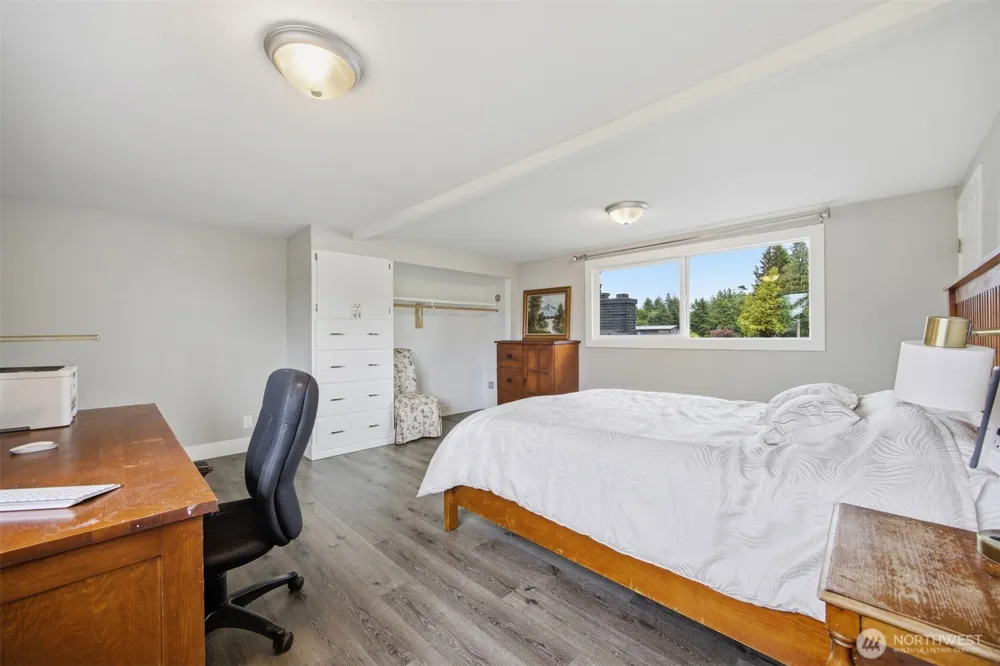 108 W Bartlett Road Lynden, WA 98264