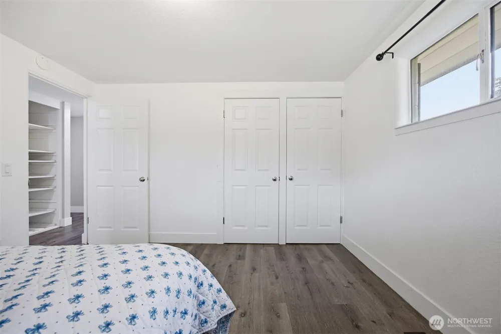 108 W Bartlett Road Lynden, WA 98264