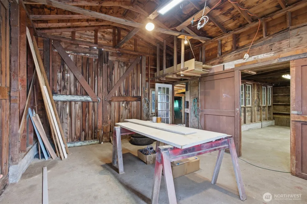 108 W Bartlett Road Lynden, WA 98264
