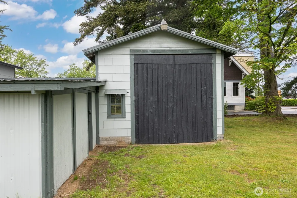 108 W Bartlett Road Lynden, WA 98264