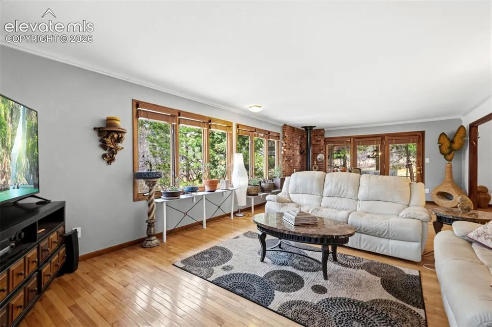 6323 Pike Circle Larkspur, CO 80118