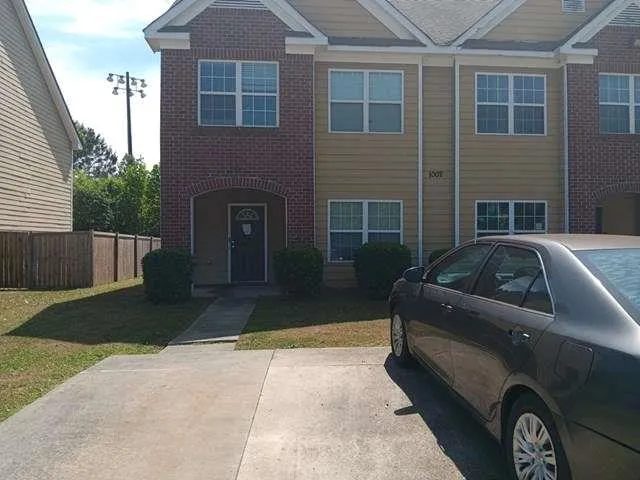 1002 Mill Creek Way #A