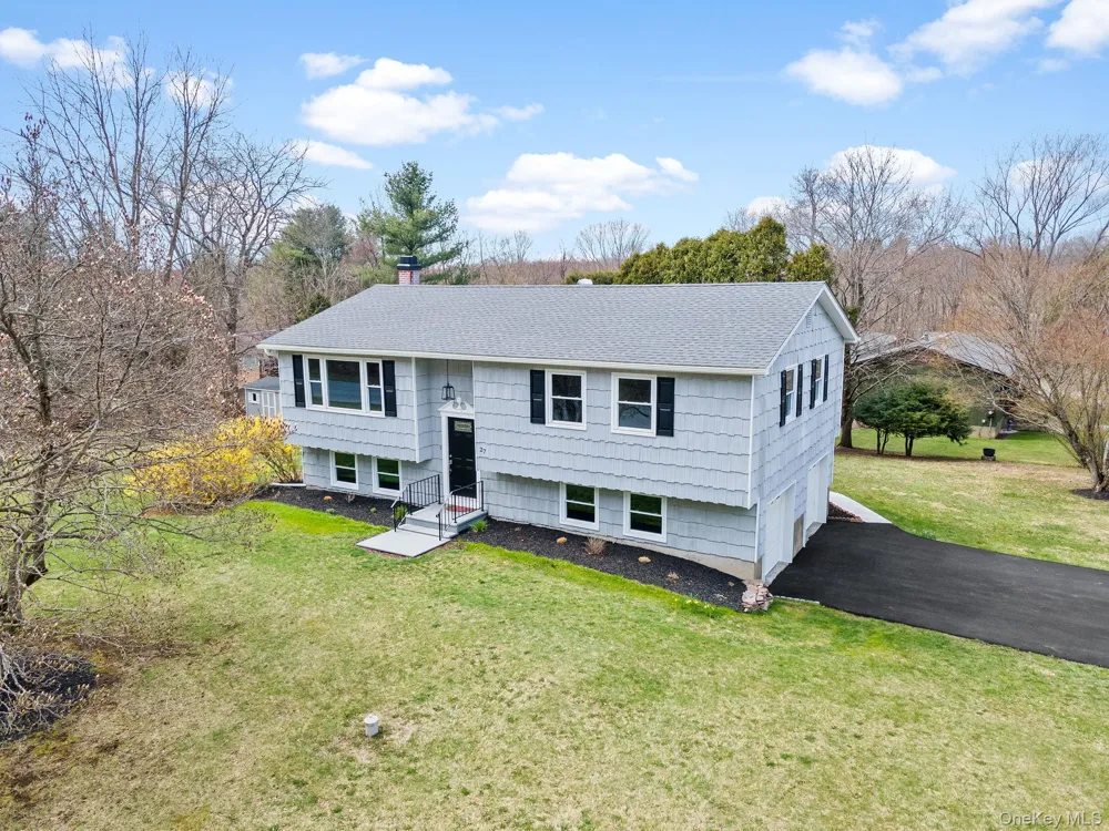 27 Church Street Wallkill, NY 12589