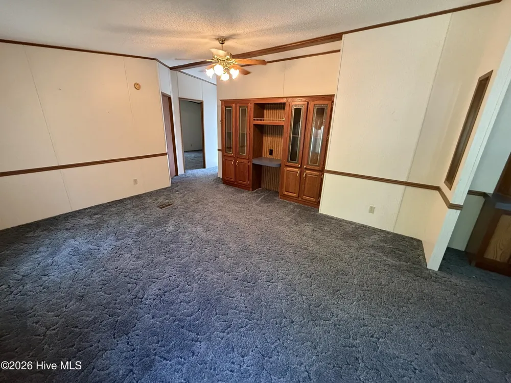9534 Us Highway 701 Highway Elizabethtown, NC 28337