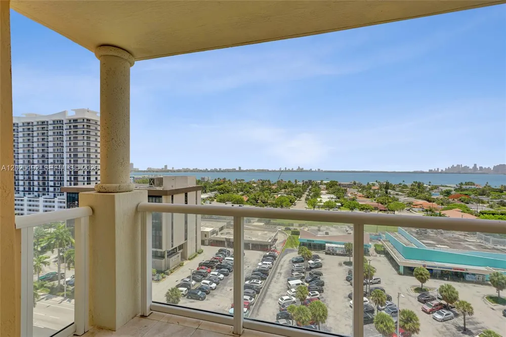 1625 Kennedy Cswy #1207C North Bay Village, FL 33141