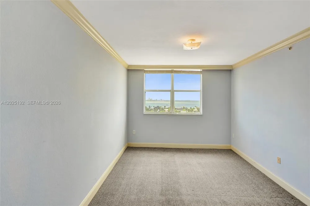 1625 Kennedy Cswy #1207C North Bay Village, FL 33141