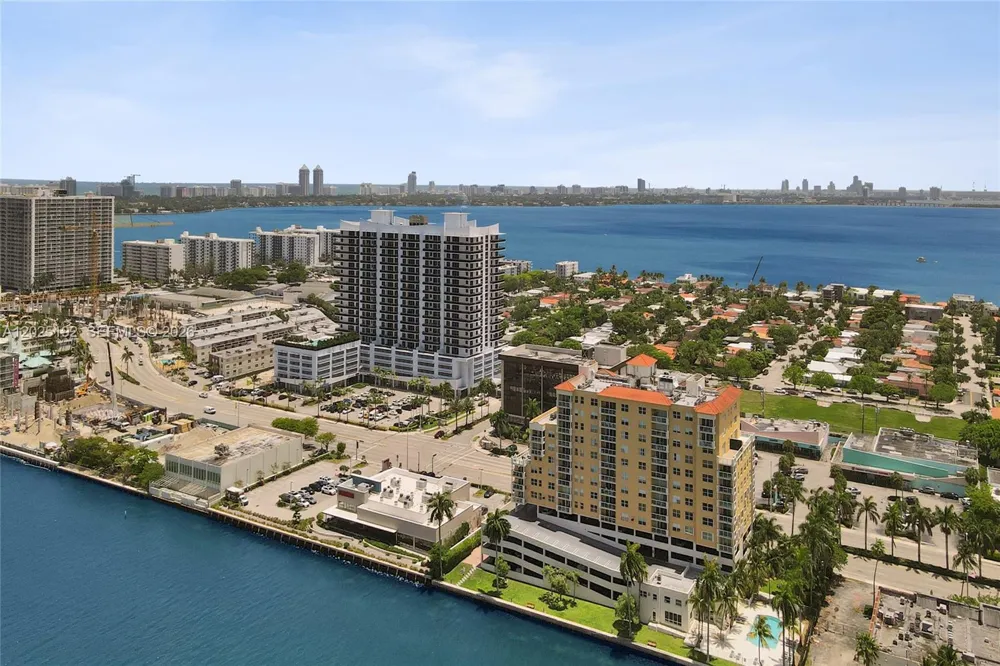 1625 Kennedy Cswy #1207C North Bay Village, FL 33141