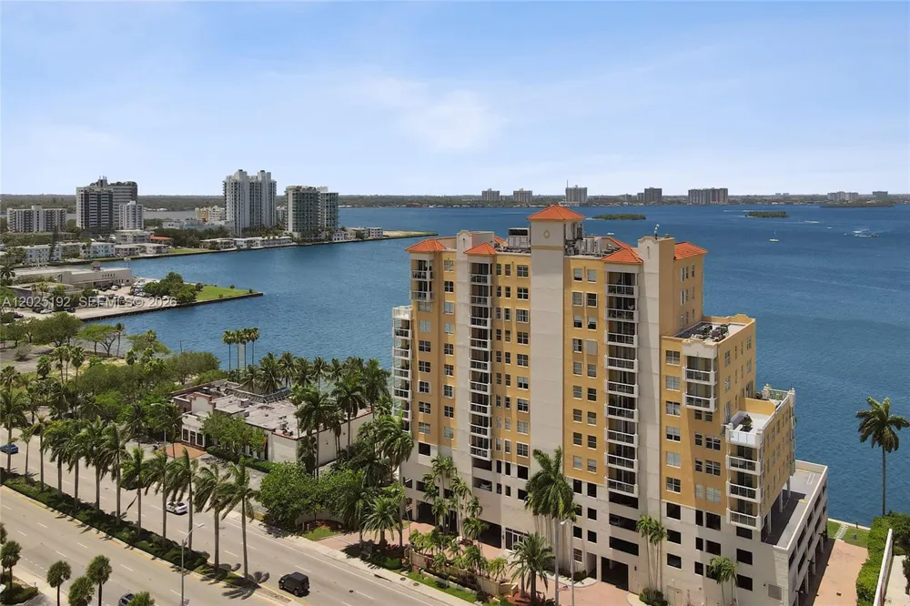 1625 Kennedy Cswy #1207C North Bay Village, FL 33141