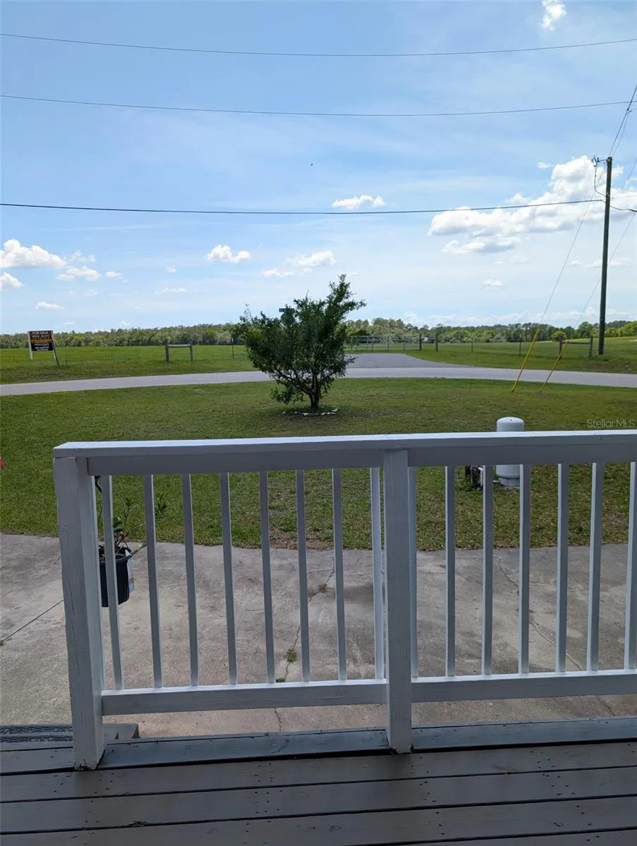 7083 SE 166TH AVENUE Ocklawaha, FL 32179