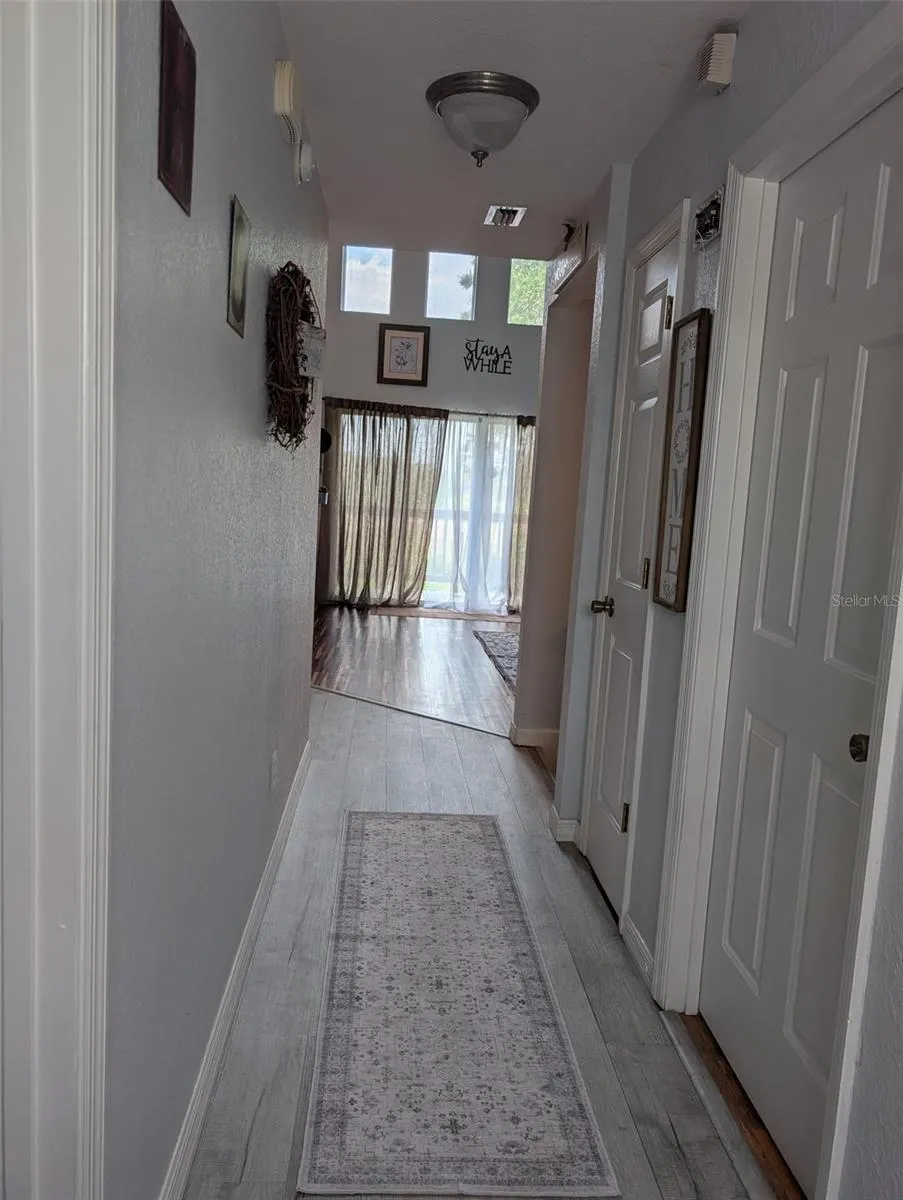 7083 SE 166TH AVENUE Ocklawaha, FL 32179
