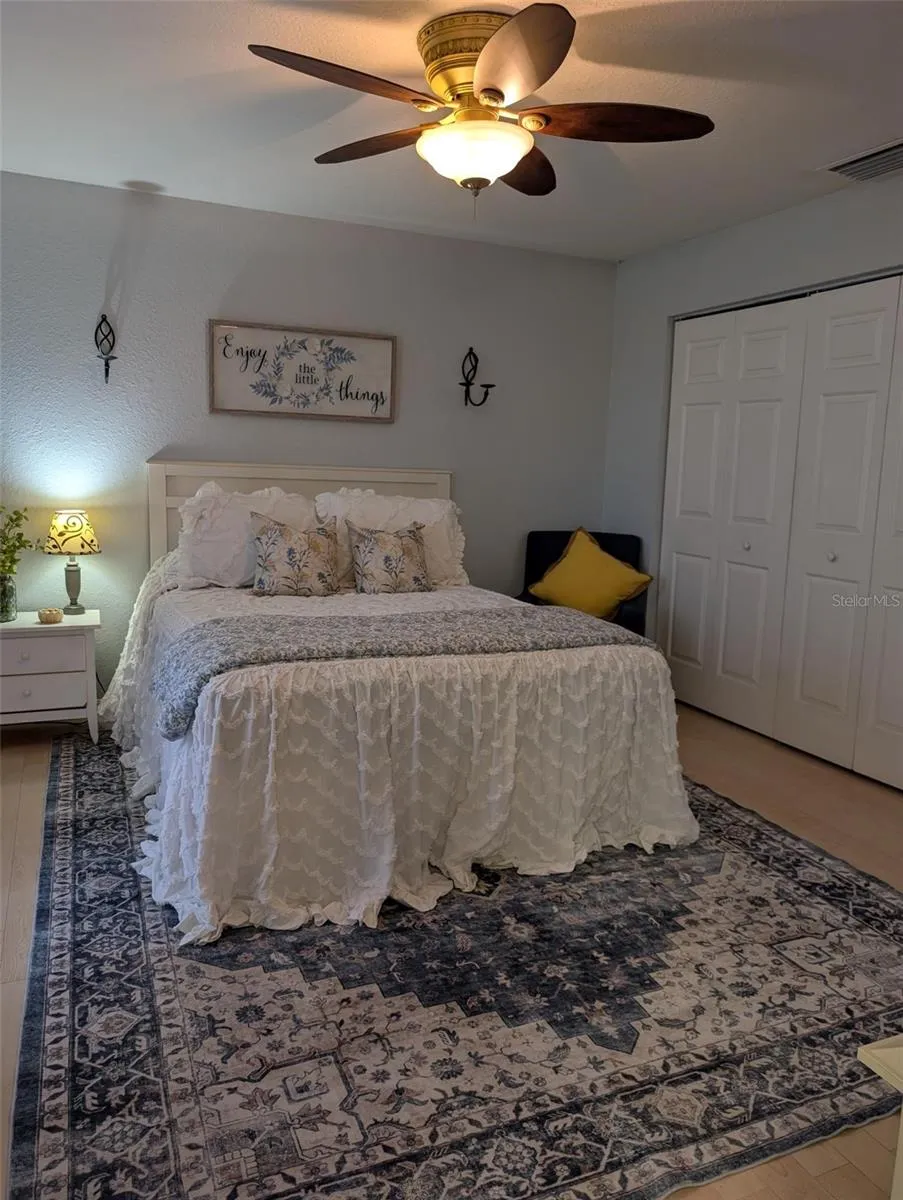 7083 SE 166TH AVENUE Ocklawaha, FL 32179