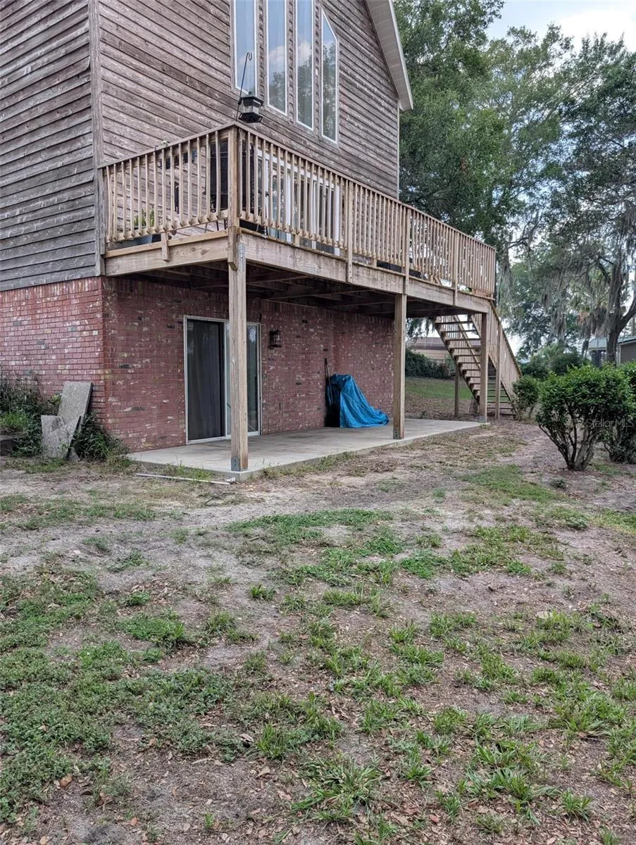7083 SE 166TH AVENUE Ocklawaha, FL 32179