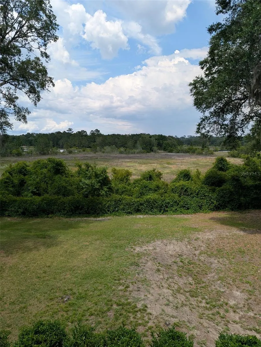 7083 SE 166TH AVENUE Ocklawaha, FL 32179