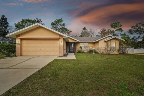 11 CARNATION COURT E