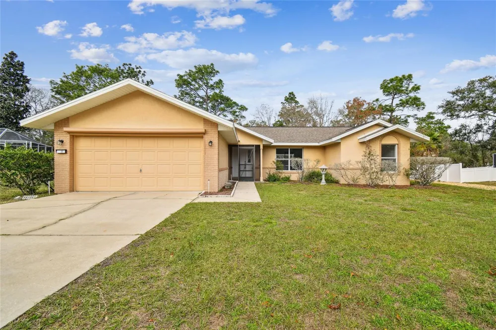 11 CARNATION COURT E Homosassa, FL 34446