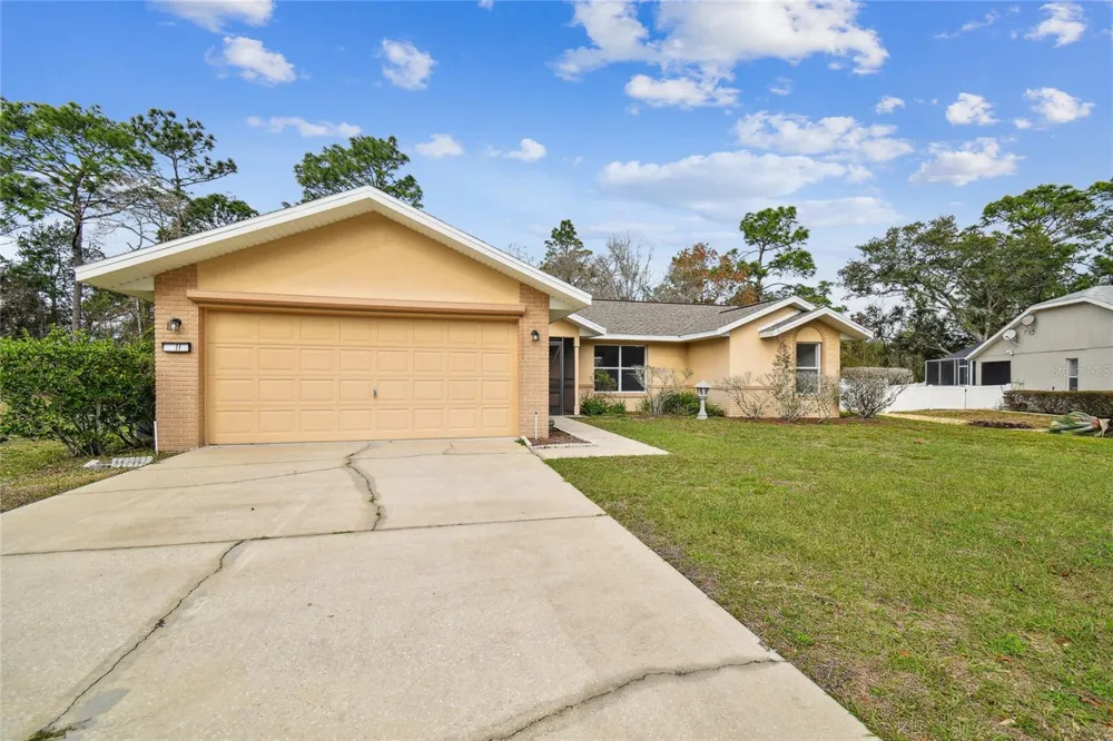 11 CARNATION COURT E Homosassa, FL 34446