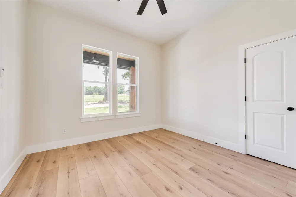 17404 County Road 479 Lindale, TX 75771