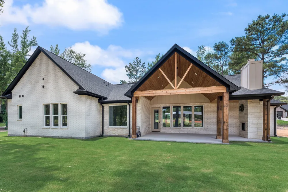 17404 County Road 479 Lindale, TX 75771
