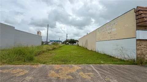521 E Main Ave