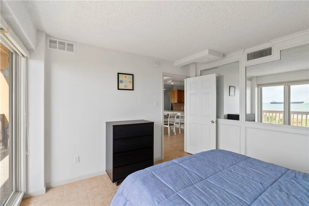 4000 Surfside Boulevard #206 Corpus Christi, TX 78402