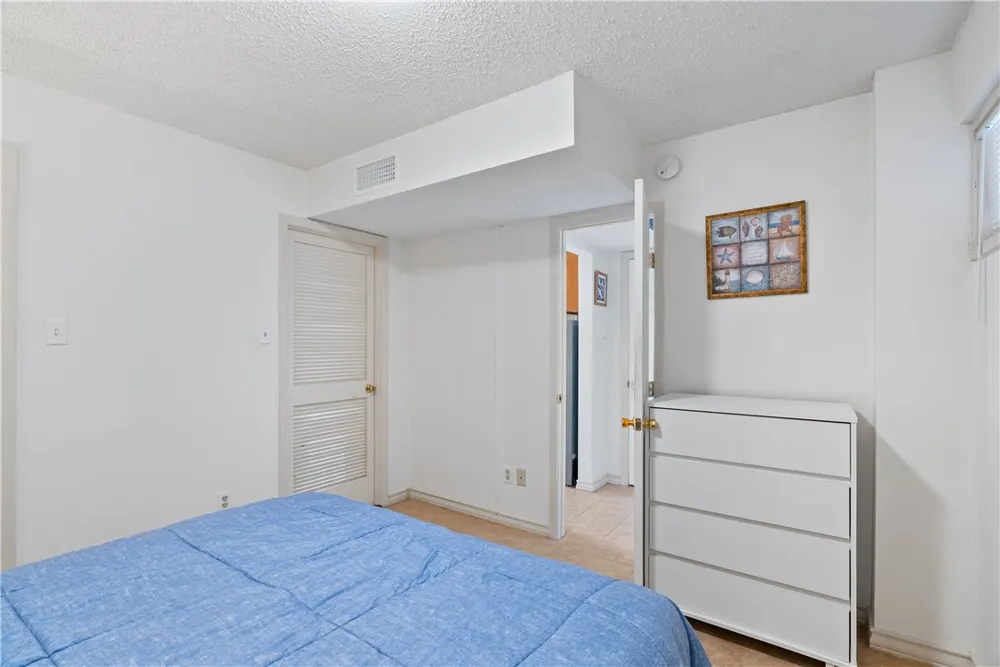 4000 Surfside Boulevard #206 Corpus Christi, TX 78402