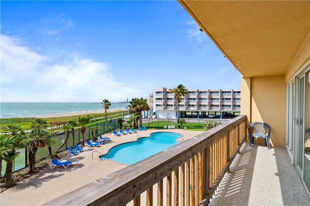 4000 Surfside Boulevard #206 Corpus Christi, TX 78402