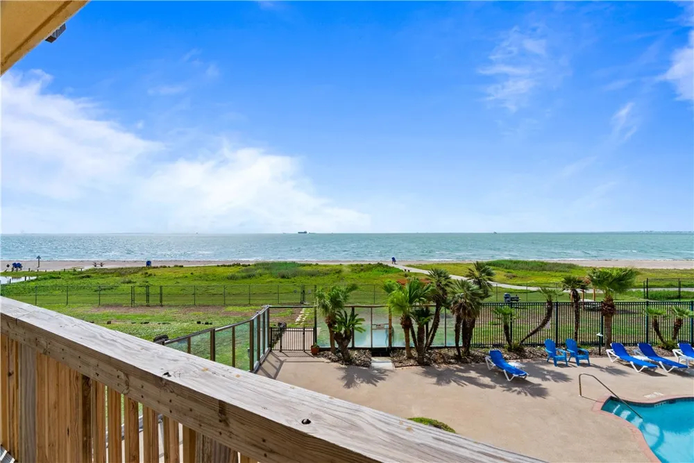 4000 Surfside Boulevard #206 Corpus Christi, TX 78402