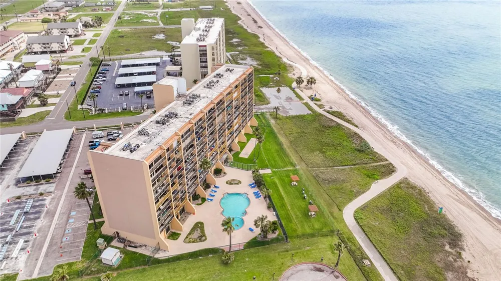 4000 Surfside Boulevard #206 Corpus Christi, TX 78402