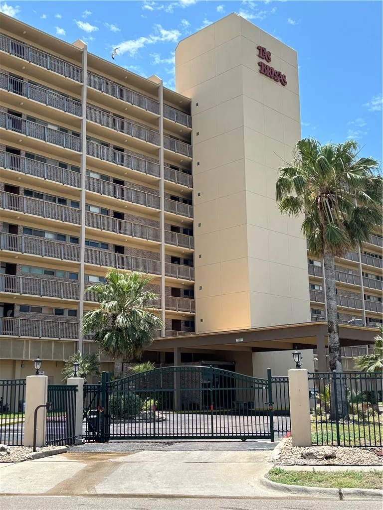 4000 Surfside Boulevard #206 Corpus Christi, TX 78402