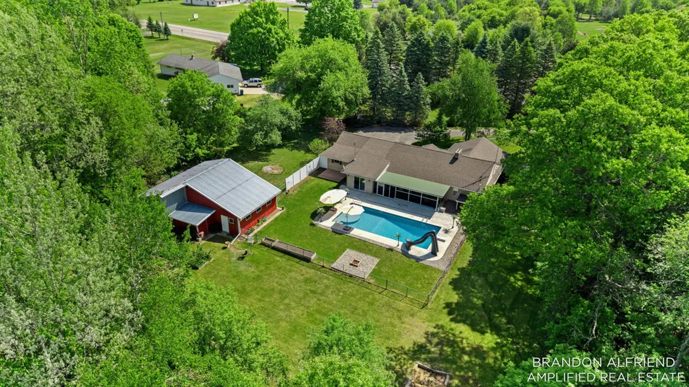 10226 SW Greenville Road Eureka Township, MI 48838