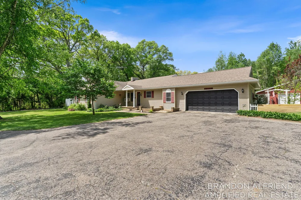 10226 SW Greenville Road Eureka Township, MI 48838