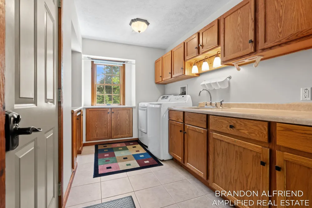 10226 SW Greenville Road Eureka Township, MI 48838