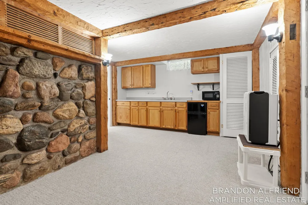 10226 SW Greenville Road Eureka Township, MI 48838