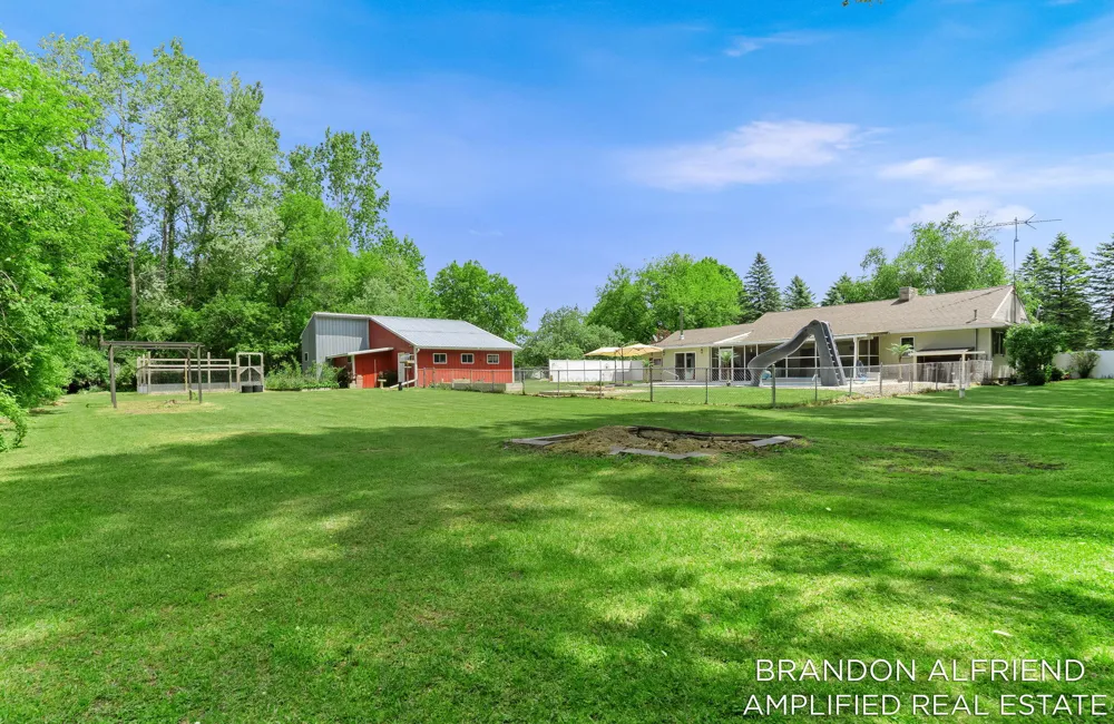 10226 SW Greenville Road Eureka Township, MI 48838