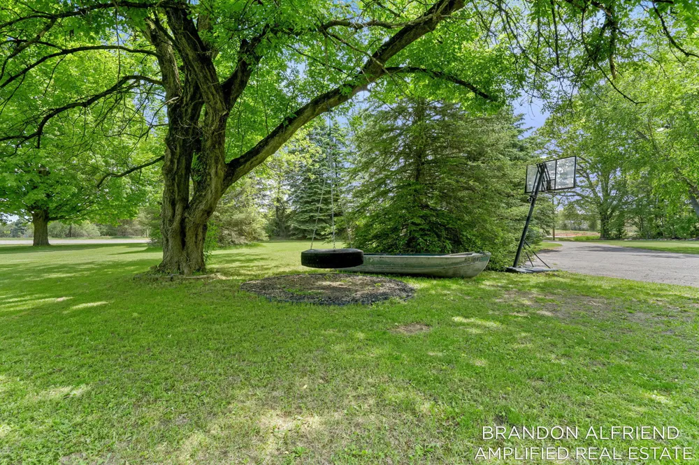 10226 SW Greenville Road Eureka Township, MI 48838