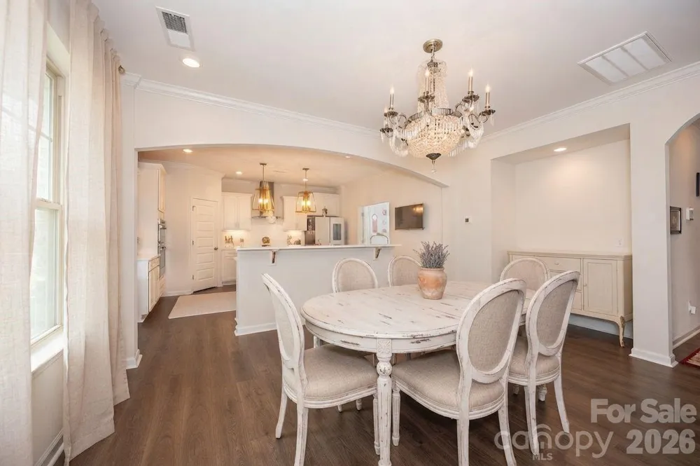 6249 Finch Meadow Court Clemmons, NC 27012