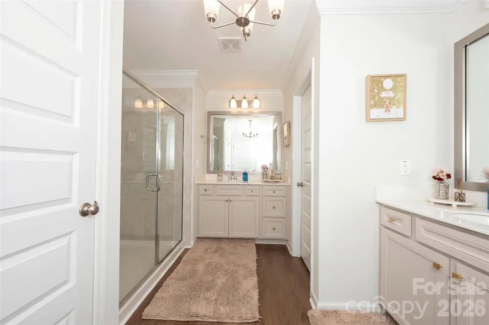 6249 Finch Meadow Court Clemmons, NC 27012