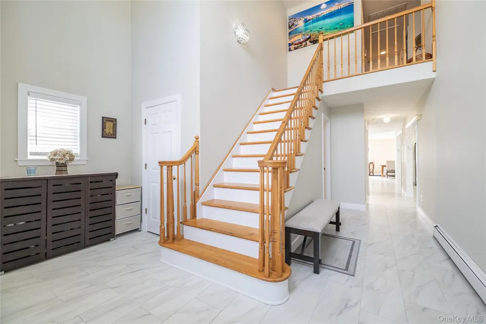 458 E Pine Street Long Beach, NY 11561