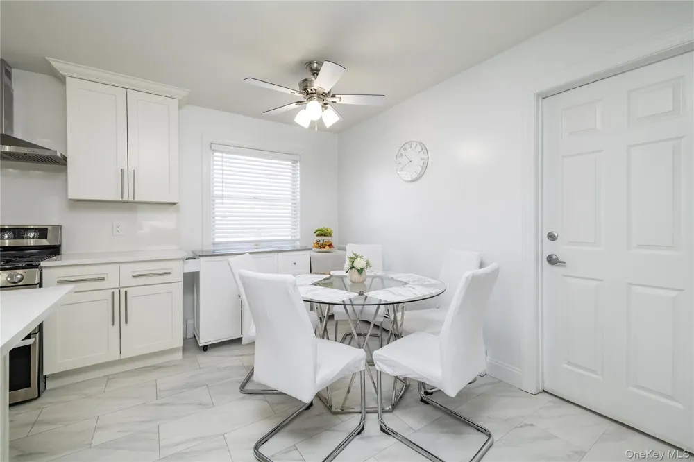 458 E Pine Street Long Beach, NY 11561
