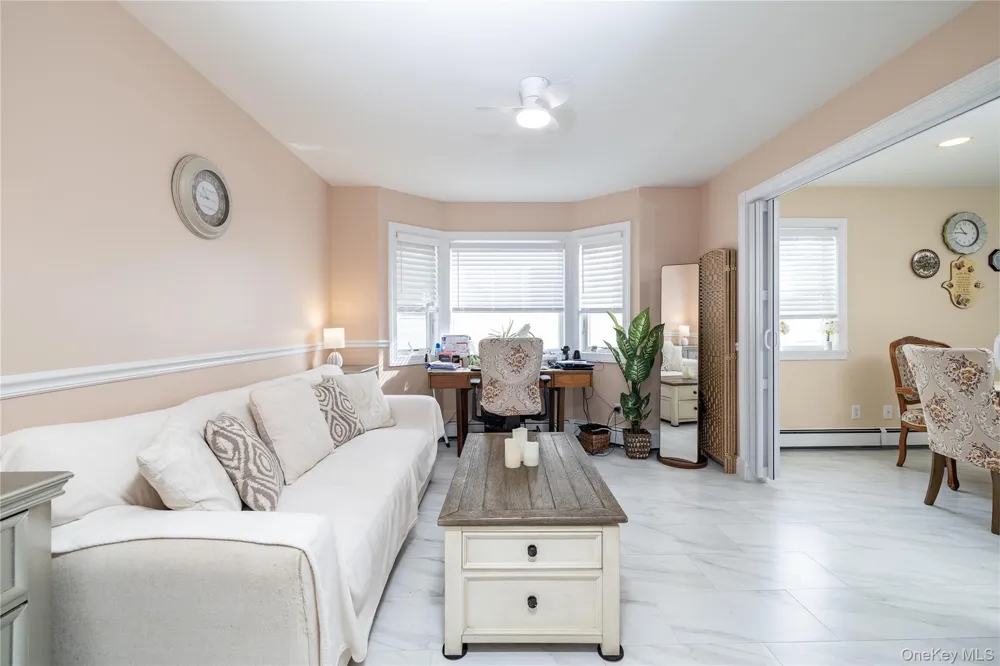 458 E Pine Street Long Beach, NY 11561