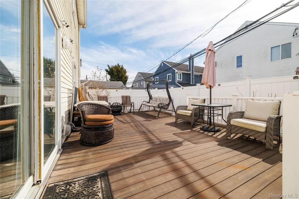458 E Pine Street Long Beach, NY 11561
