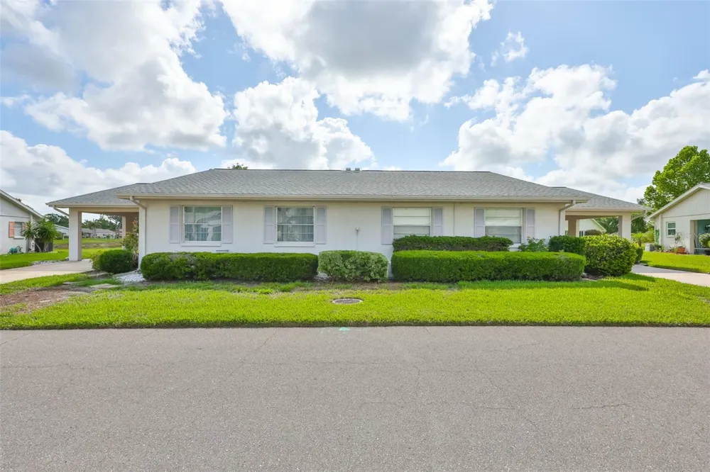 109 GLENDOWER CIRCLE Sun City Center, FL 33573