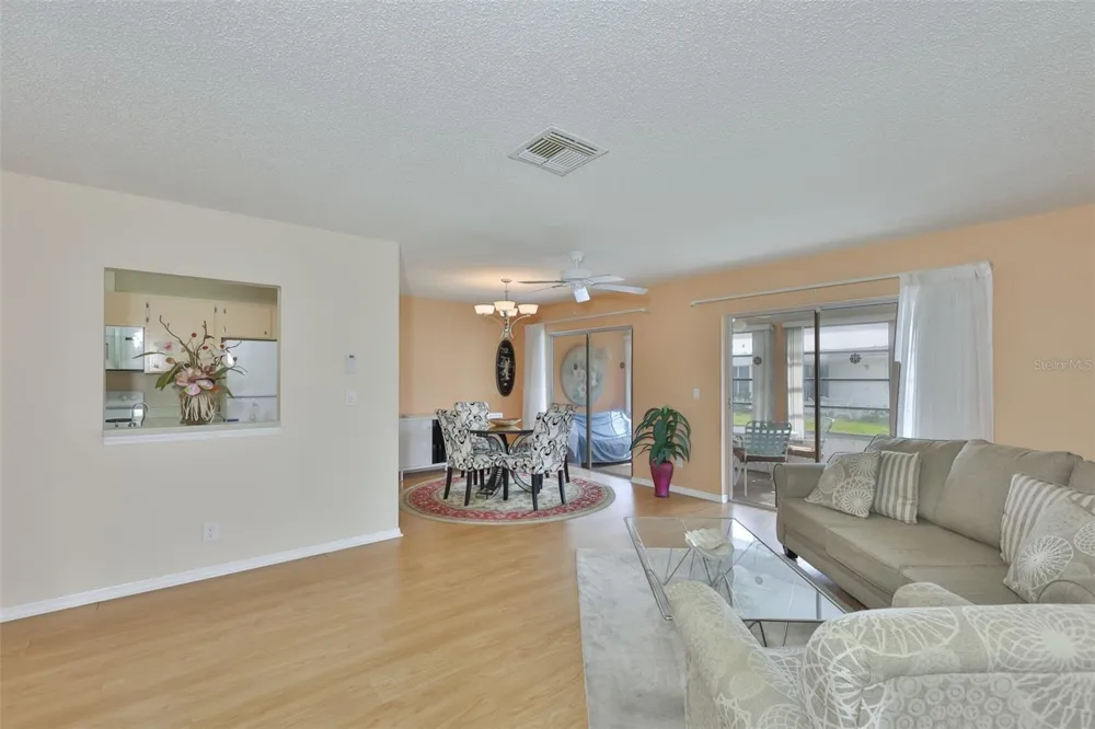 109 GLENDOWER CIRCLE Sun City Center, FL 33573