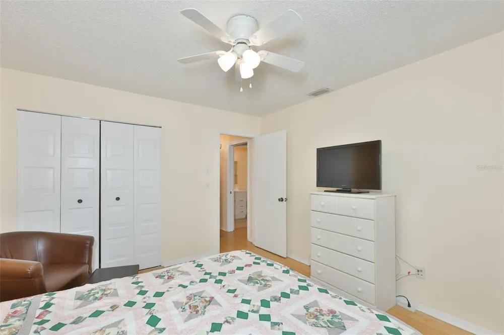 109 GLENDOWER CIRCLE Sun City Center, FL 33573
