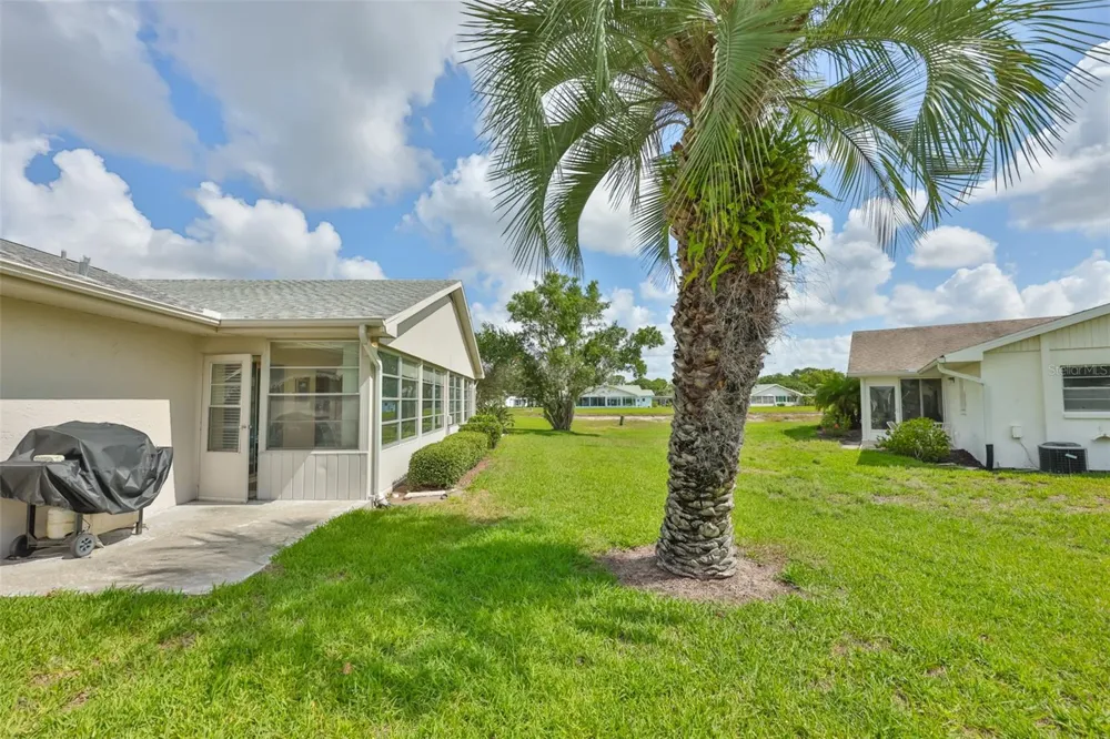 109 GLENDOWER CIRCLE Sun City Center, FL 33573