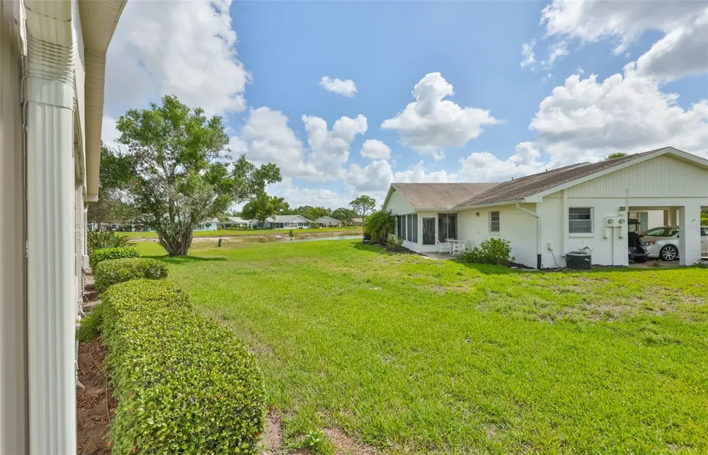 109 GLENDOWER CIRCLE Sun City Center, FL 33573