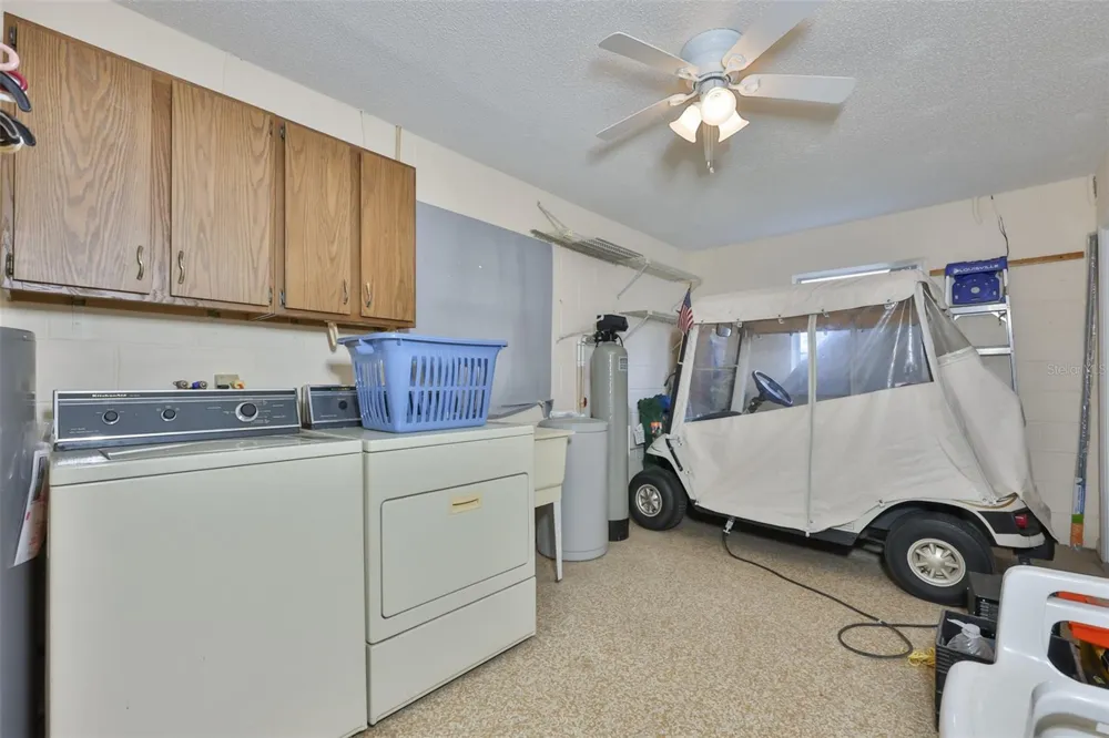 109 GLENDOWER CIRCLE Sun City Center, FL 33573