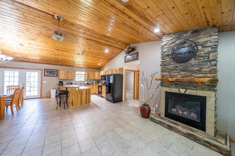 44585 Monument Beach Loop Pelican Rapids, MN 56572