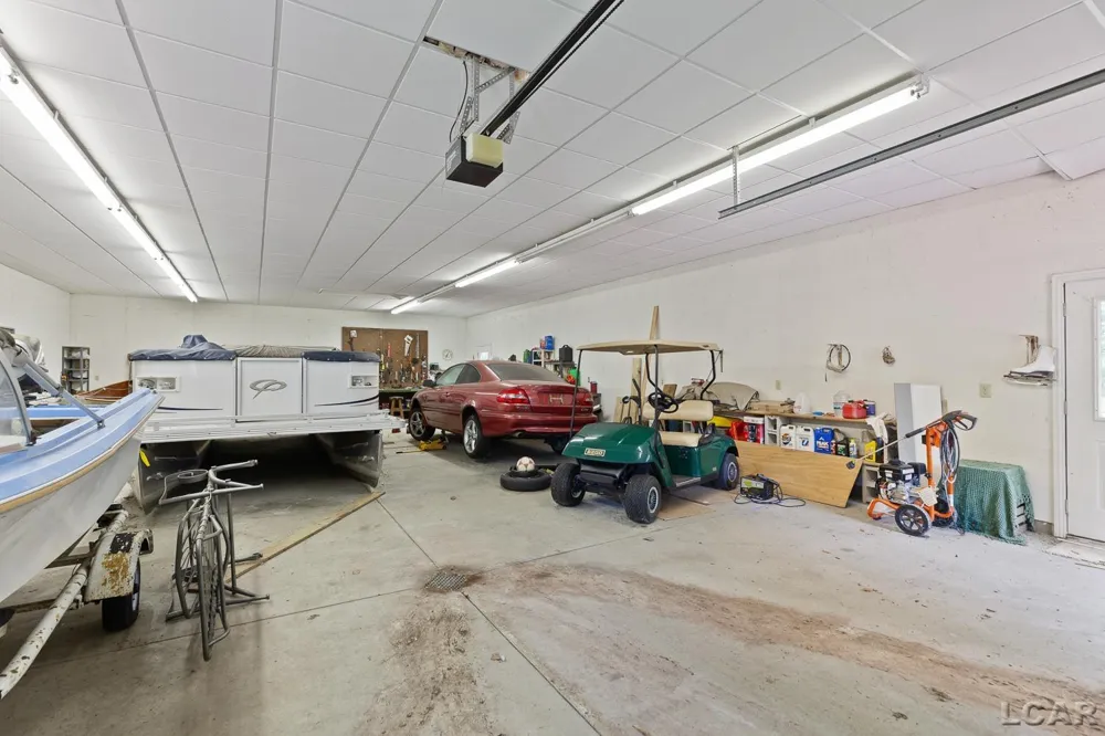 25 S Shore Drive Woodstock Township, MI 49220